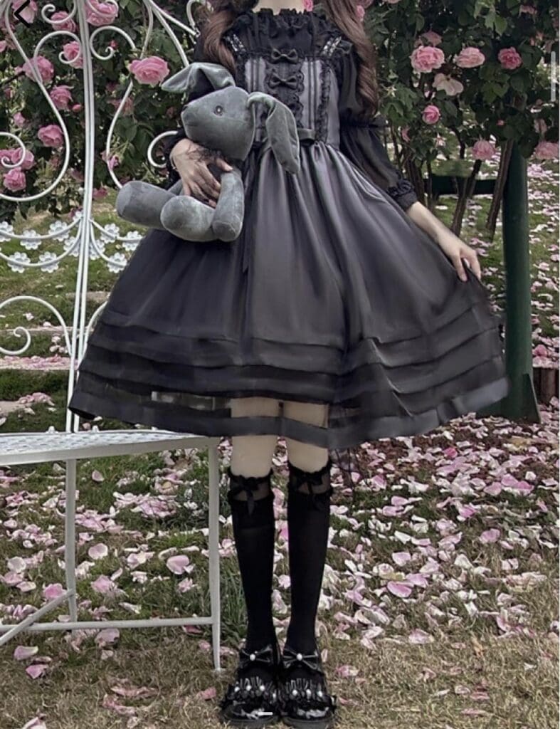 gothic lolita aesthetic