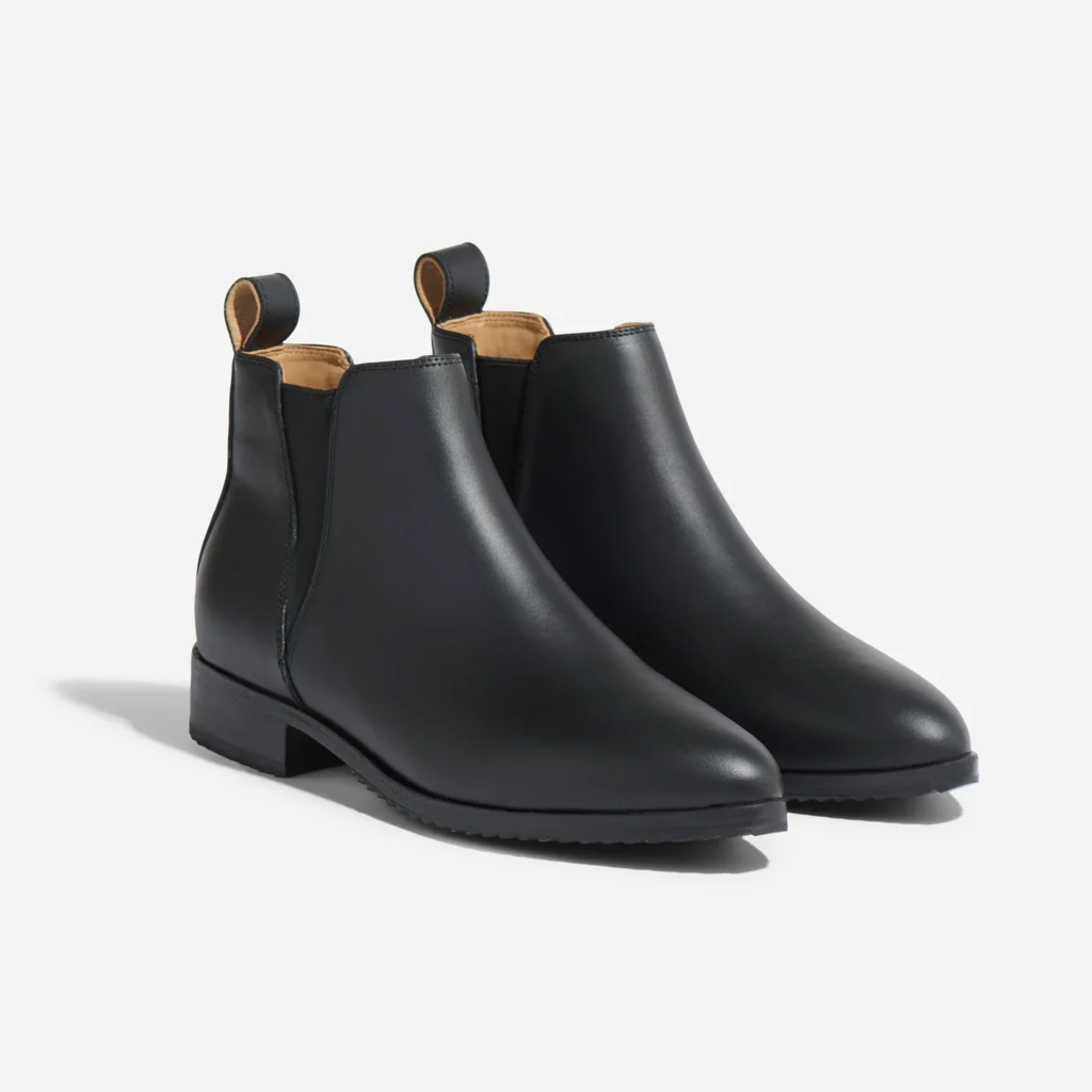 Chelsea boots women