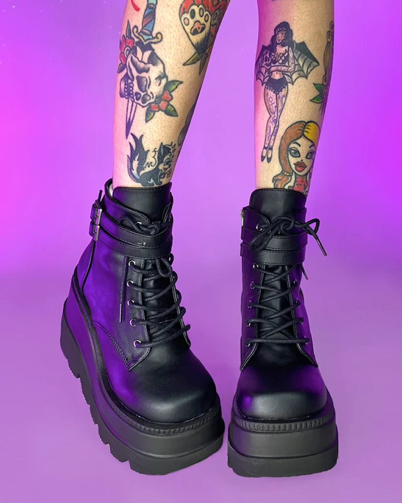 women goth platform boots